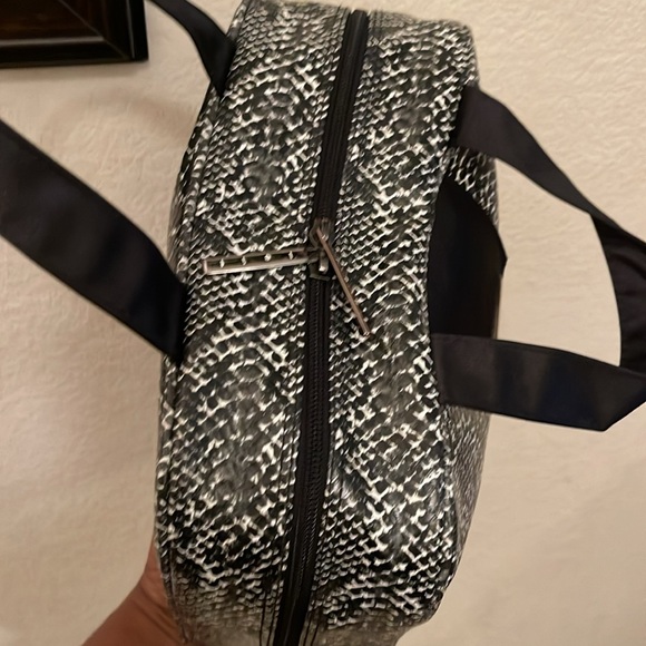 Leif please check all picture of condition - Picture 10 of 17